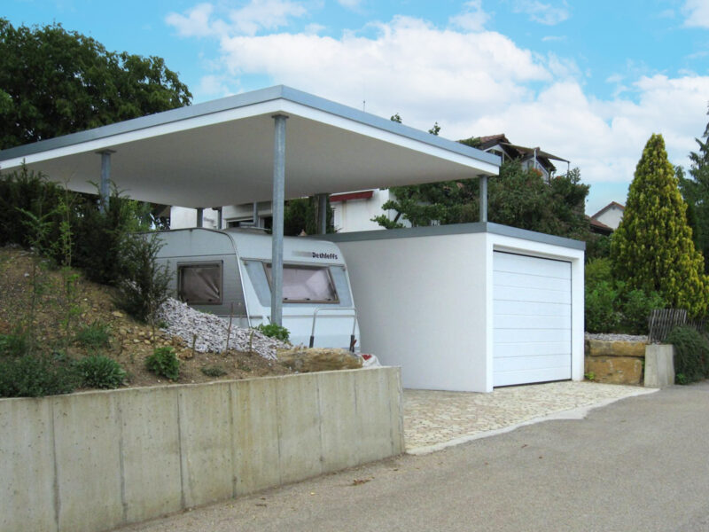 Beton carport aufgeständer auf betsonfertiggarage