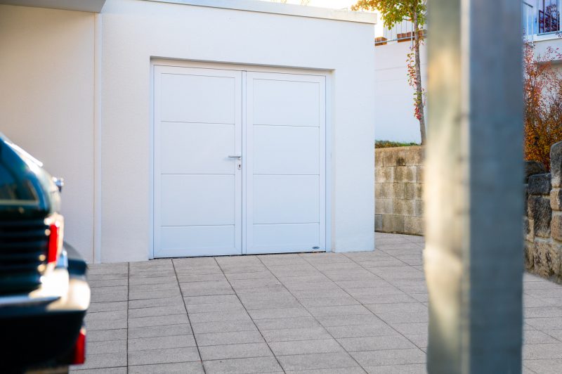 Beton carport mit großraumgarage