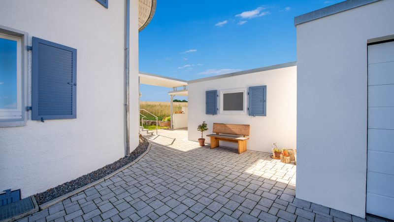 Großraumgarage mit Mehrzweckraum