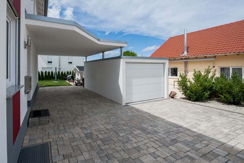Carport aufgeständert Anbindung Haus