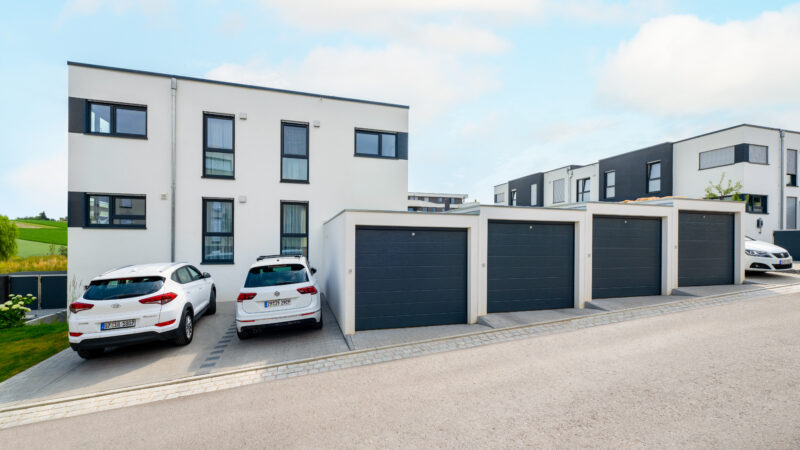 Beton fertiggarage als Reihengarage