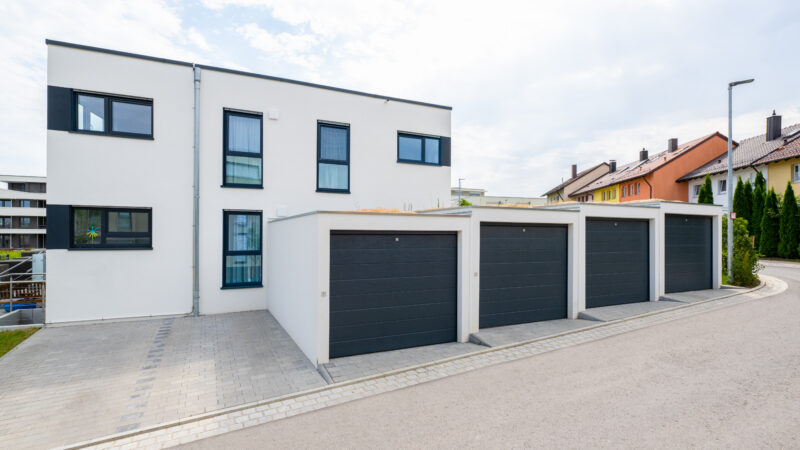 Beton fertiggarage als Reihengarage