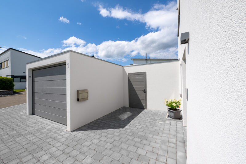 Beton Einzelgarage mit Mehrzweckraum